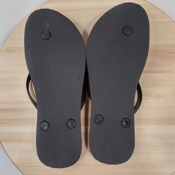 Maurices Strappy Bronze Sandals and Black Flip Flops (Lot of 2 pair) Women US 9 - Picture 6 of 13